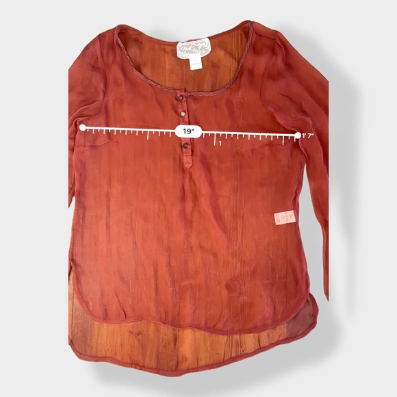 Nick and Mo 100% Silk Red 3/4‎ sleeve top Size L - Picture 4 of 11